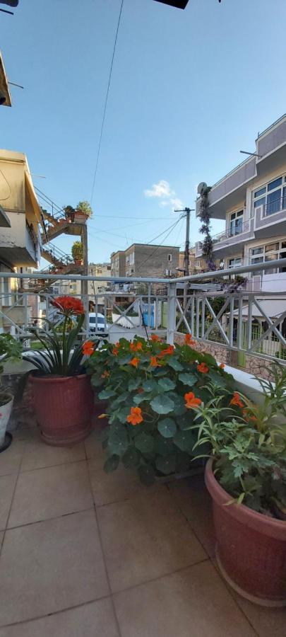 Honey Apartment Near Port Of Saranda 外观 照片